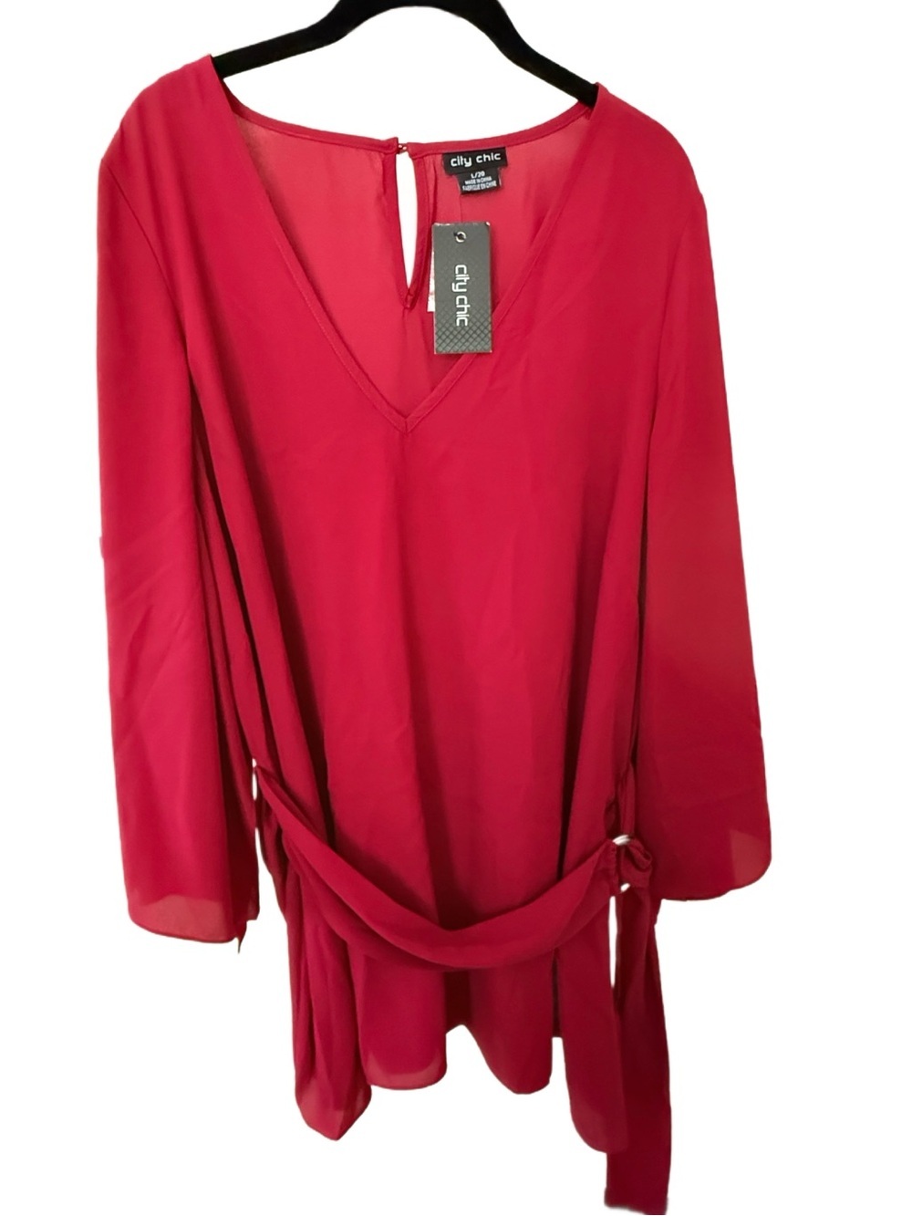 NWT City Chic Wicked Top, Size L (20), Magenta
